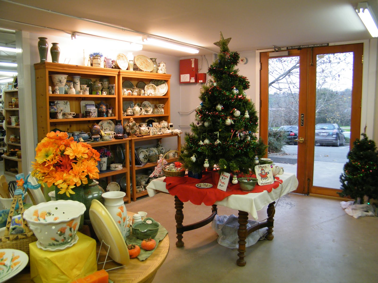 Sacramento Vegan Holiday Shopping in Old Town Folsom