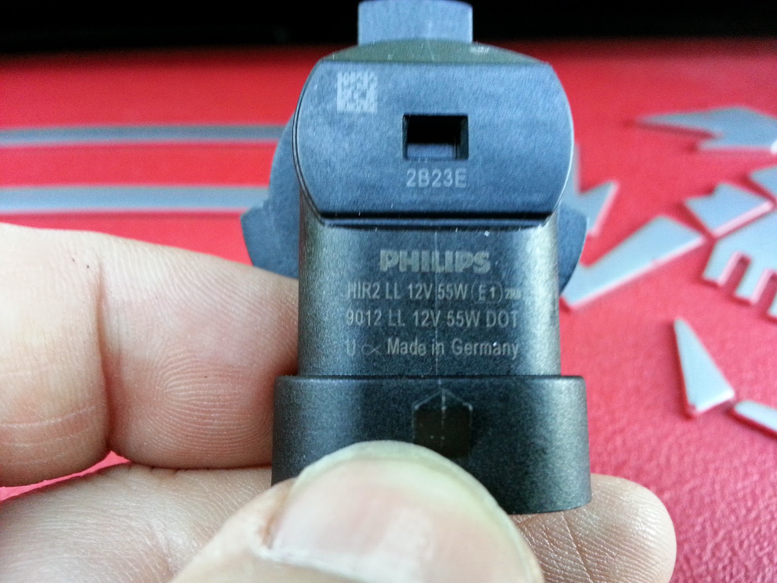 Fiat 500 USA Fiat 500 and Abarth Headlight Bulb Change