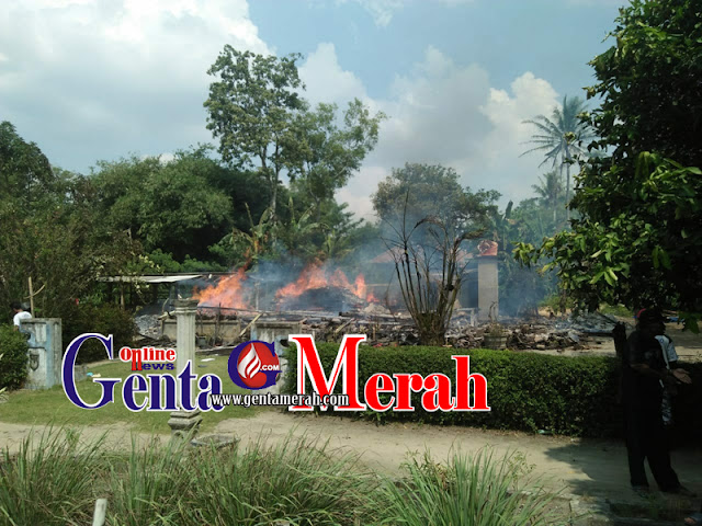 Kompor Gas Lalai Dimatikan, Si Jago Merah Membumihanguskan Rumah Pedagang Sosis