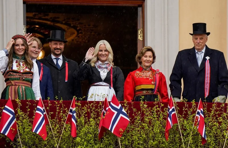 Queen Sonja, Crown Princess Mette-Marit, Crown Prince Haakon, Prince Sverre Magnus and Princess Ingrid Alexandra