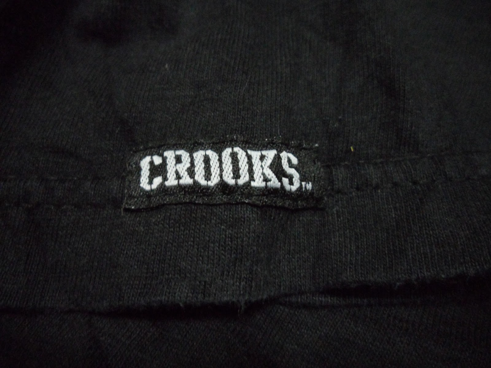 Clayback Bush Thrift Store: [T Shirt] Air Gun by Crooks & Castles **SOLD**
