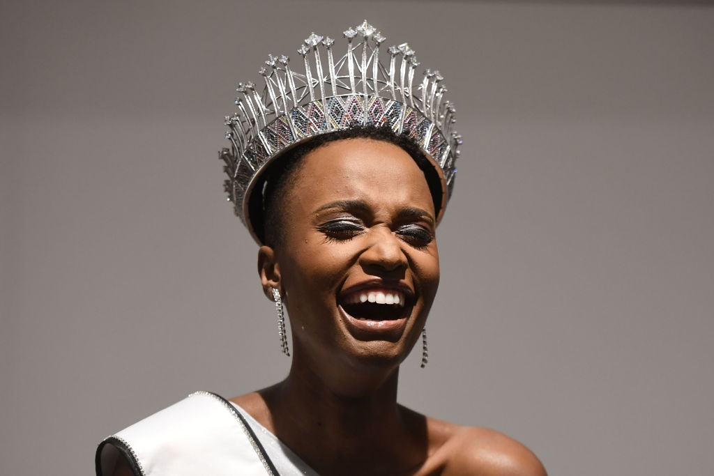 Zozibini Tunzi Encourages Everyone To Choose A Side In The 