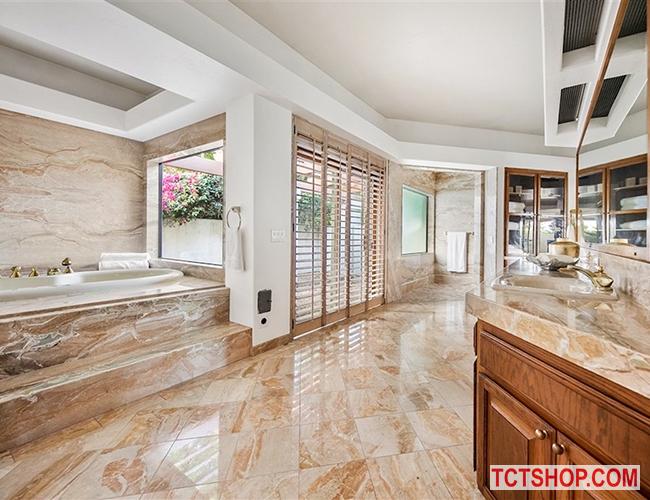 Siêu biệt thự đẹp như ốc đảo rộng tới 24.000m2 gây choáng