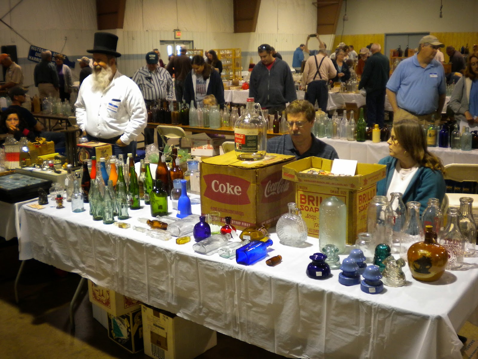 RightsideVA The Historical Bottle Diggers of Virginia bottle show...