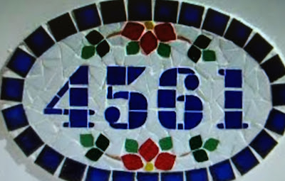 COMO FAZER MOSAICO, PASSO-A-PASSO. Mosaico. CDs, cacos de vidro, espelho, cerâmica, azulejos, vidro, cerâmica, conchas, pastilhas, tampas de garrafa Mosaico. CDs, cacos de vidro, espelho, cerâmica, azulejos, vidro, cerâmica, conchas, pastilhas, tampas de garrafa