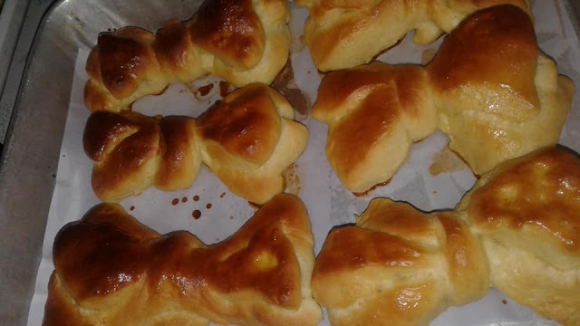 හරිම මෘදු රසවත් බනිස් එකක් හදමු (Banis Hadamu) [Bow Milk Buns] 🥐🥐🥐🥐🥐 - Your Choice Way