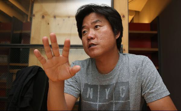 Na Young Suk PD has earned a billion won for the year