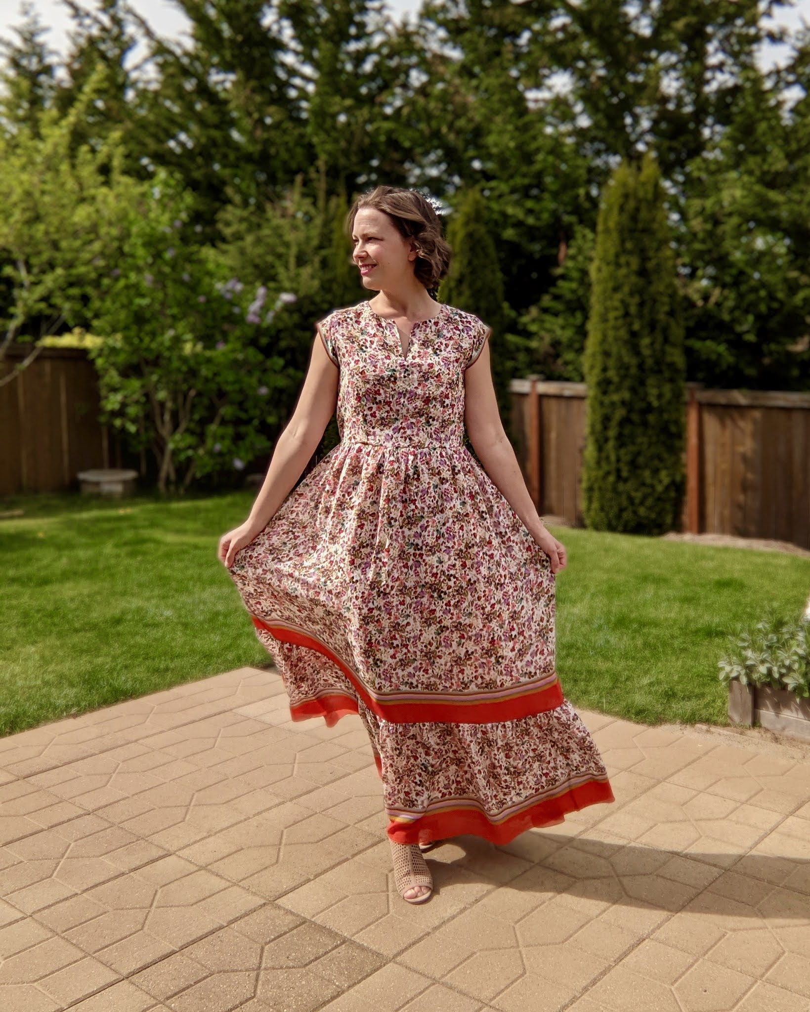 Made by a Fabricista: A Fruity Spring Dress