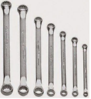 25 Contoh Soal Pilihan Ganda Peralatan Kerja Atau Peralatan Bengkel Jurusan Otomotif Griyachumaidi Com