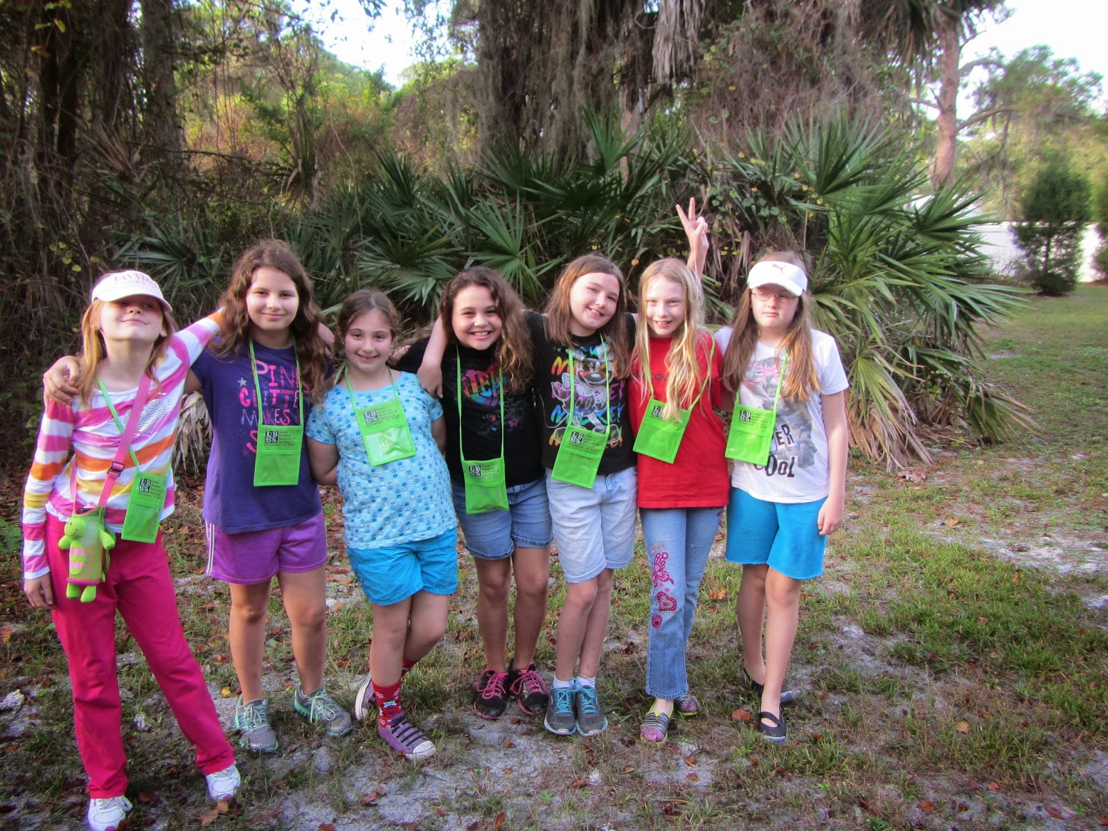 GIRL SCOUT TROOP 702 Holiday In The Woods 2013 Camp Honi Hanta