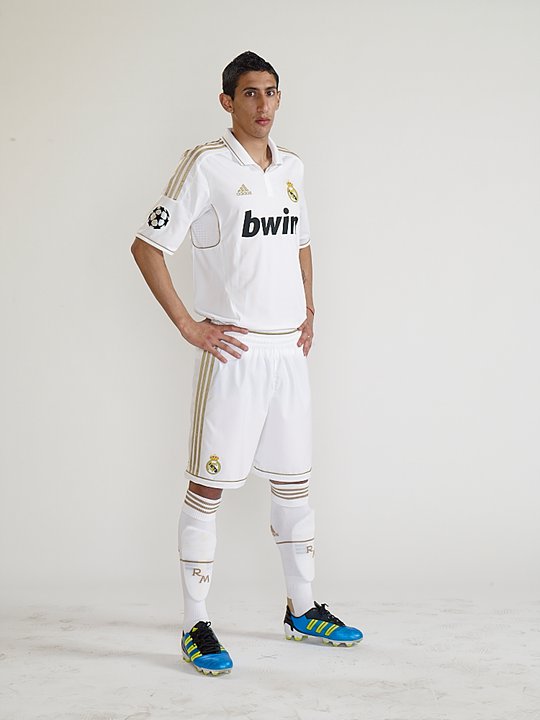 Real Madrid Zone: Real Madrid 2011 / 2012 Kits Jersey Shirt