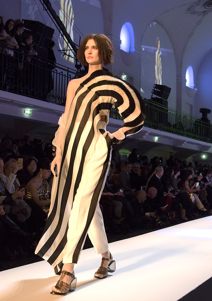 DESIGN and ART MAGAZINE: Jean Paul Gaultier's Sea Change: Stage, Screen ...