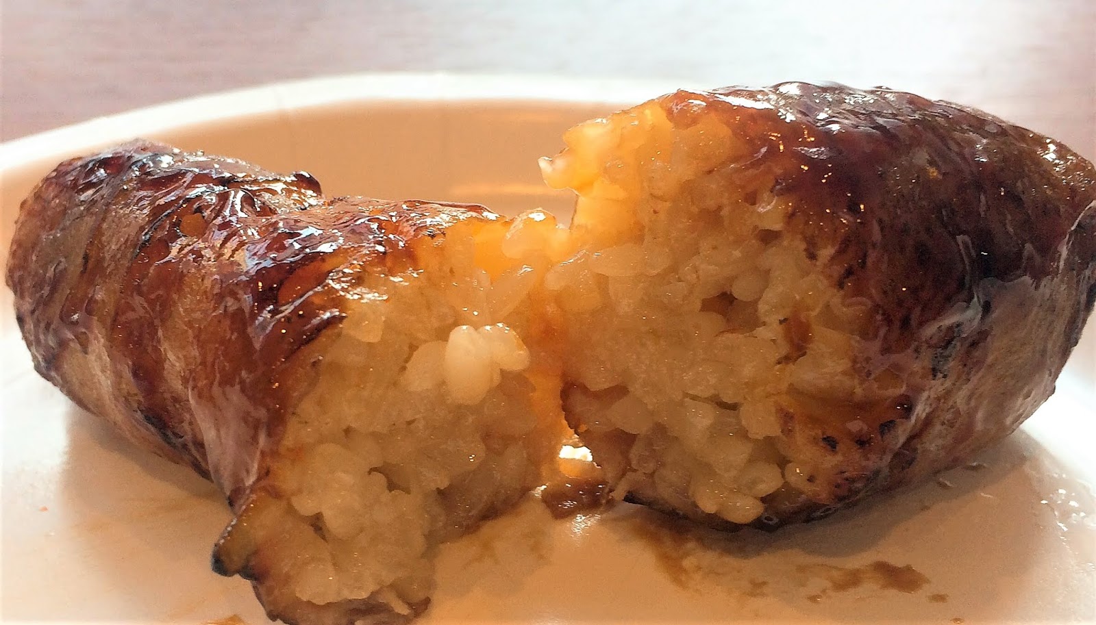 ファミマの直火焼肉巻きおむすび串タレ実食レビュー カロリー糖質は コンビニ研究本部ホットスナック調査室 コンビニ サラリーマン総研 最新コンビニグルメがわかるブログ