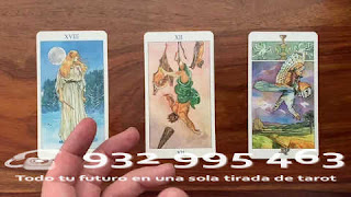 Llama ahora para una lectura de tarot. TAROT