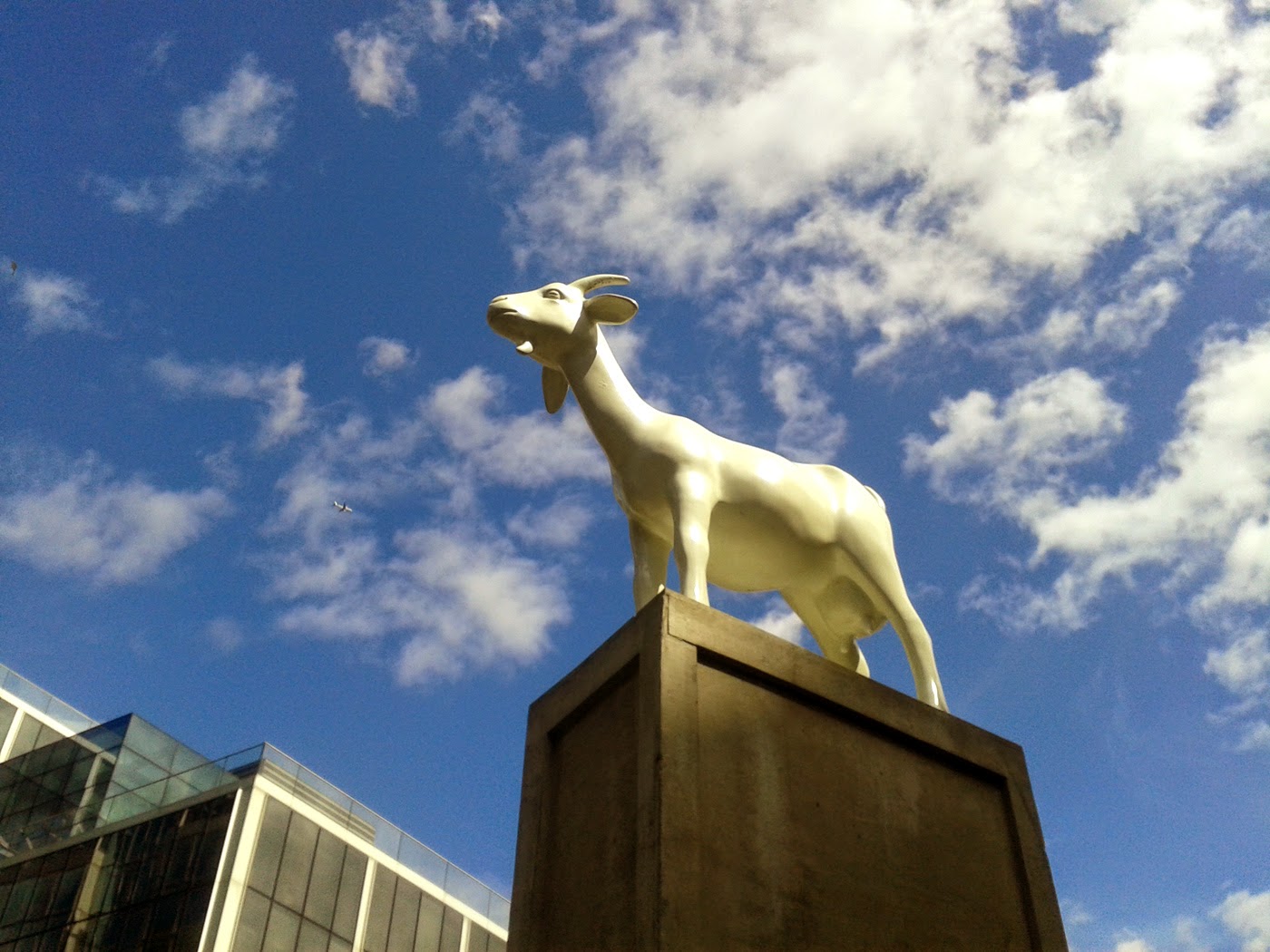 acediscovery Talking Statues in London