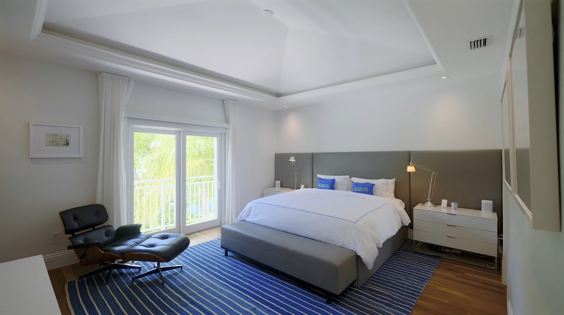 Tour 16 Turtle Walk, Key Biscayne Luxury Home vs. 39 Interior Design Photos