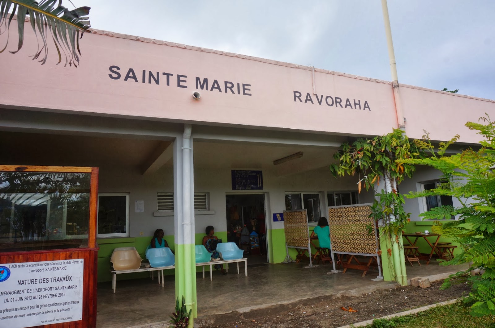 VOYAGE OCEAN INDIEN MADAGASCAR ( île SainteMarie )