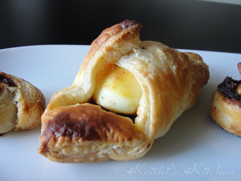 Krithi's Kitchen Vegetable Puffs & Egg Puffs