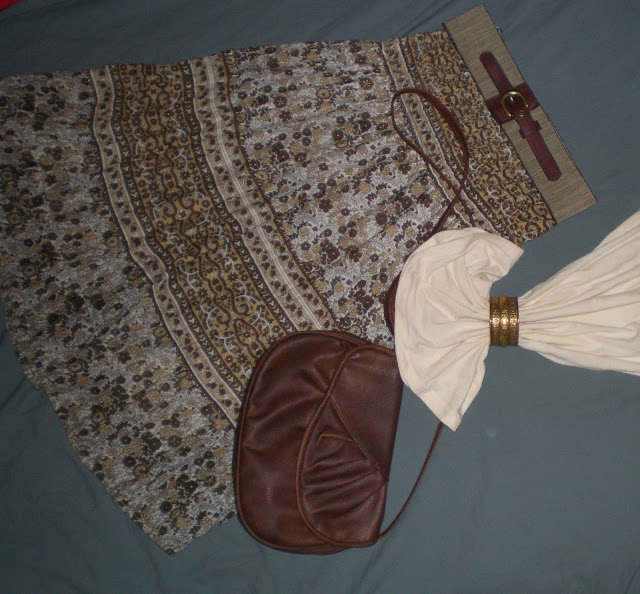 CON UN PAR DE. ARMARIOS: agosto 2012