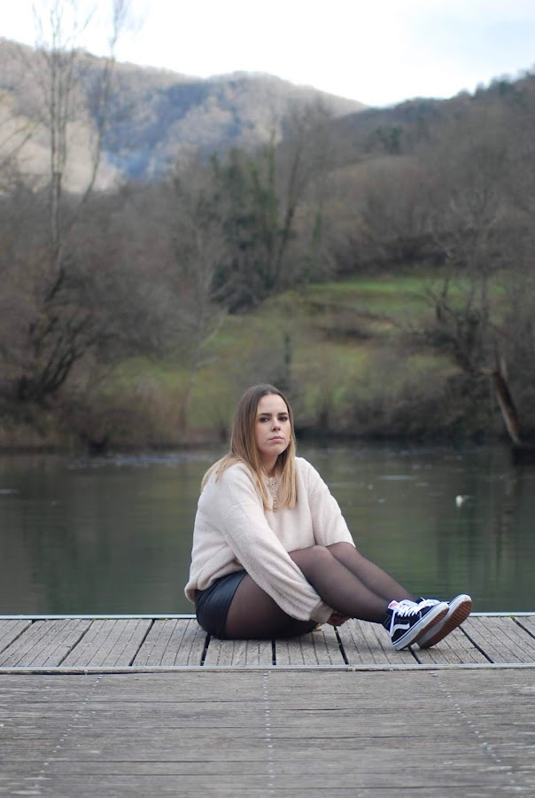 Outfit con jersey teddy