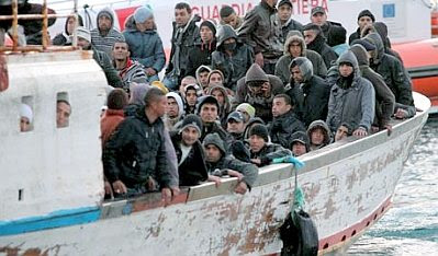 Lampedusa: boatload of refugees #8