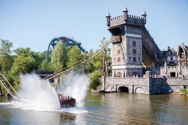 Profitez de dix-huit soirées d’été captivantes à Efteling 1 Efteling%2B %2BDe%2BVliegende%2BHollander