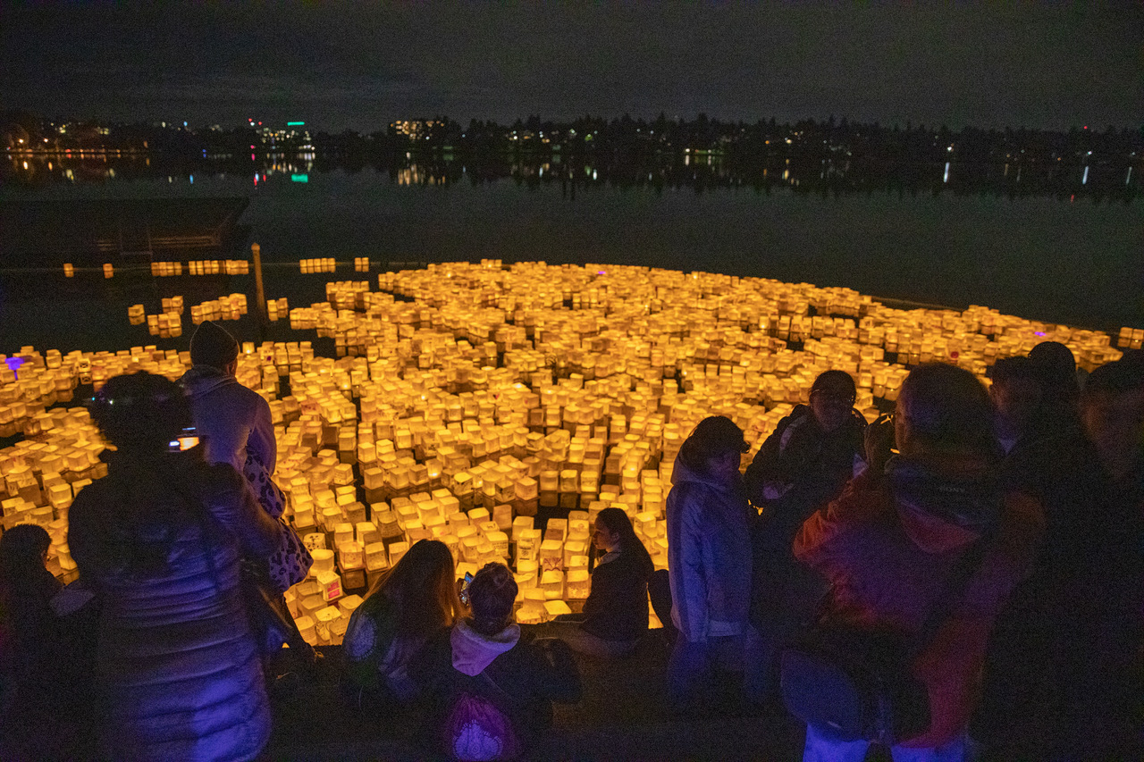 Shoreline Area News Green Lake Water Lantern Festival