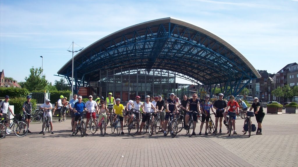 START EN EINDPUNT STATIONSPLEIN HALLE