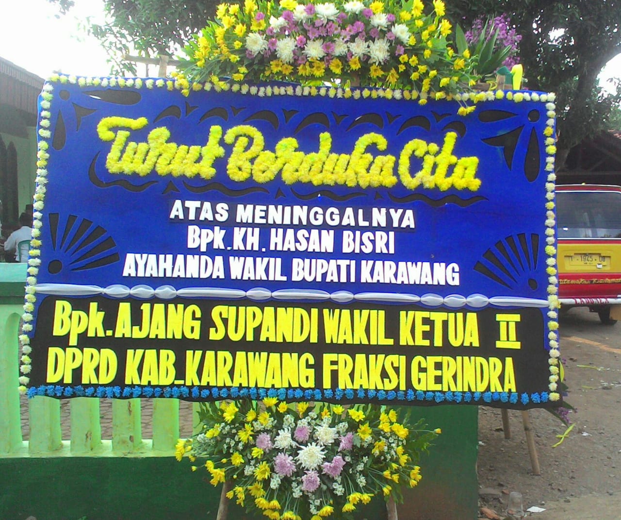 Roby Florist: Sample Karangan Bunga Turut Berduka Cita