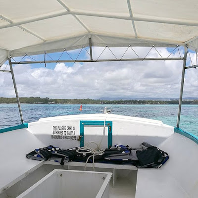 Glass bottom boat