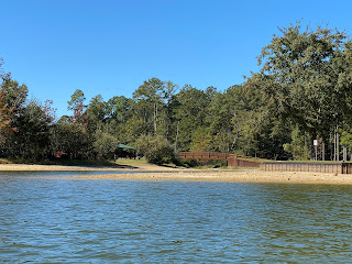 Day use area at White Oak COE Campground Day use area at White Oak COE Campground