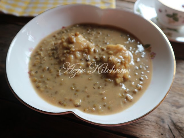 Bubur Kacang Hijau Dengan Periuk Noxxa