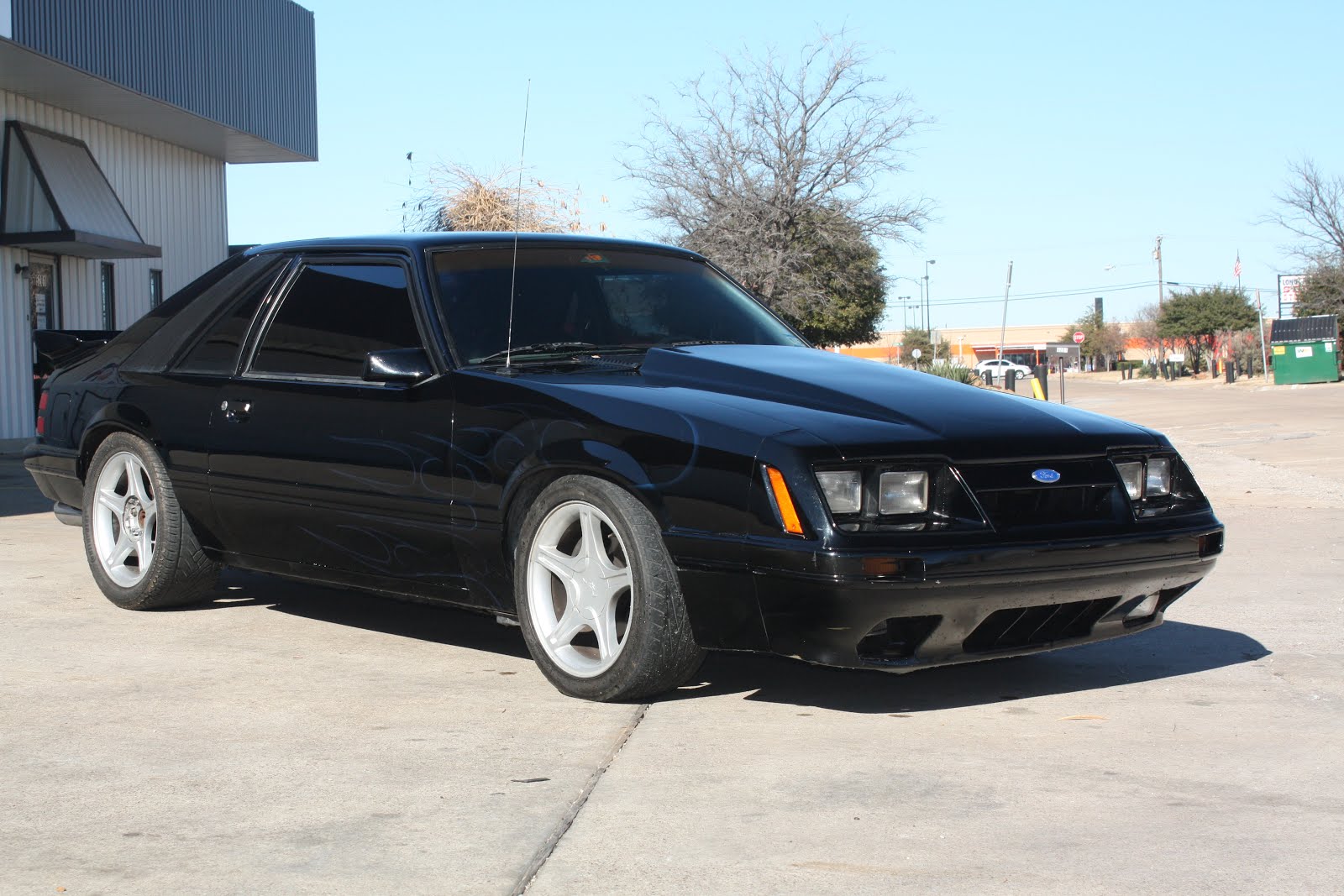 Whiteboy's Mustangs: 1986 Mustang GT 5.0 5spd Ghost flames