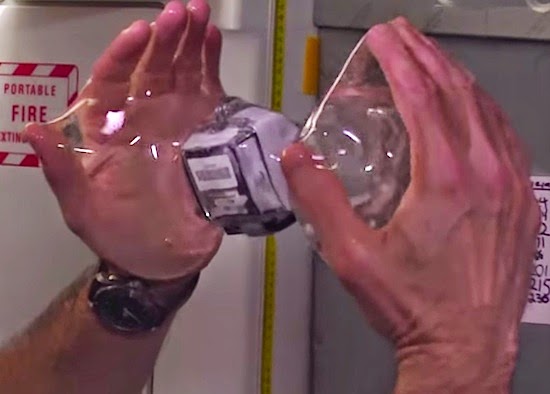 Space Station Astronauts Grow a Water Bubble in Space - Art'einsky