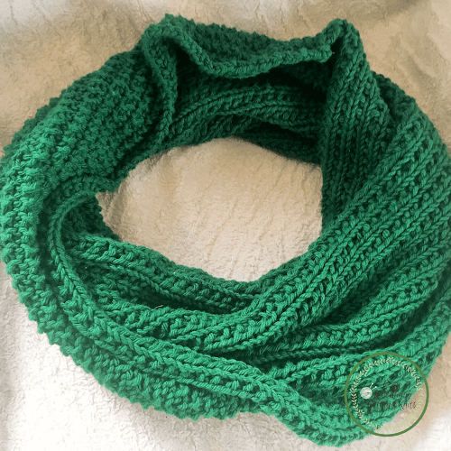 Cozy Woodland Cottage Knits Knitted Snood