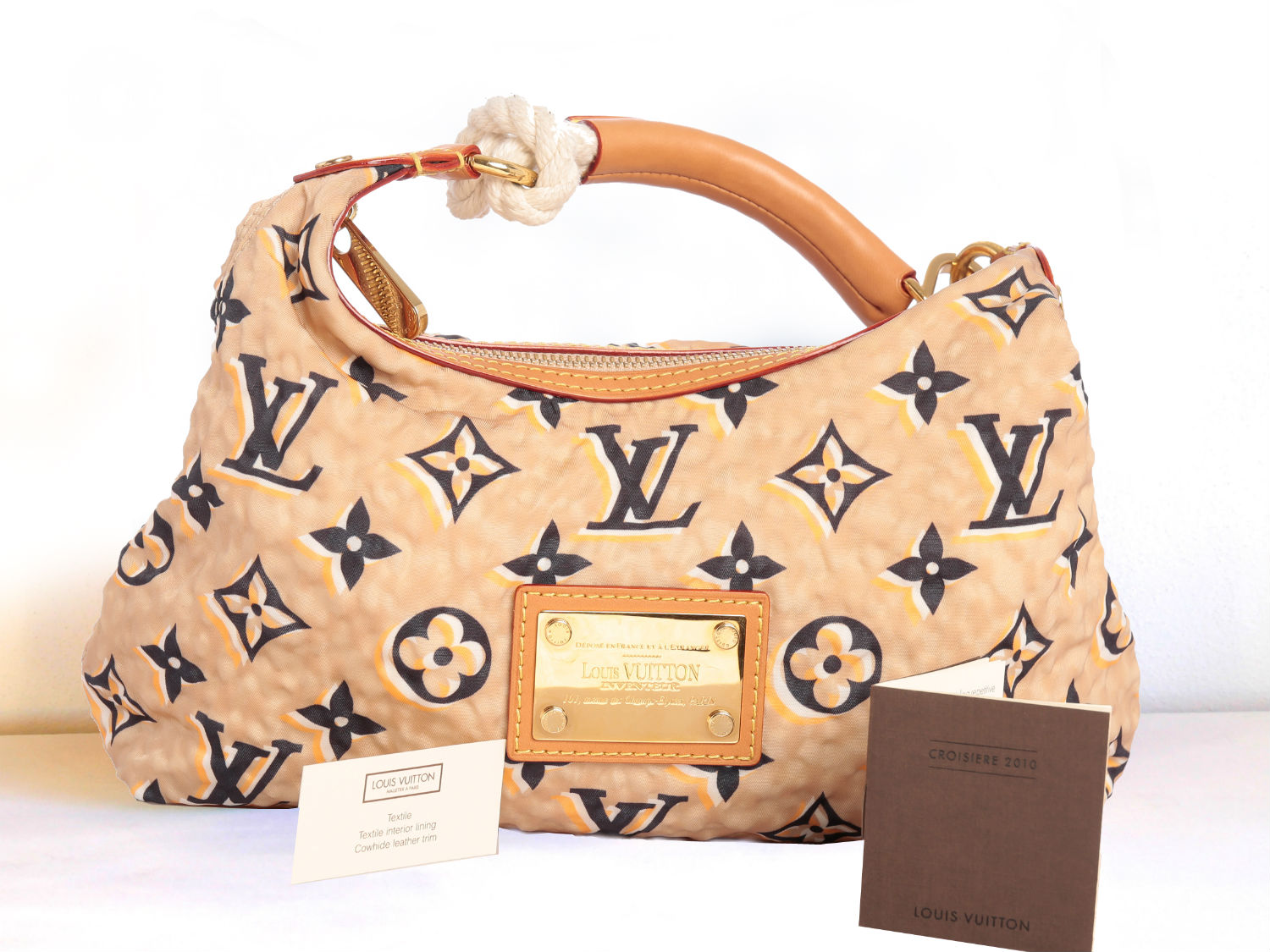 Why Everyone Should Have Vintage Designer Handbags Fashion and Beauty