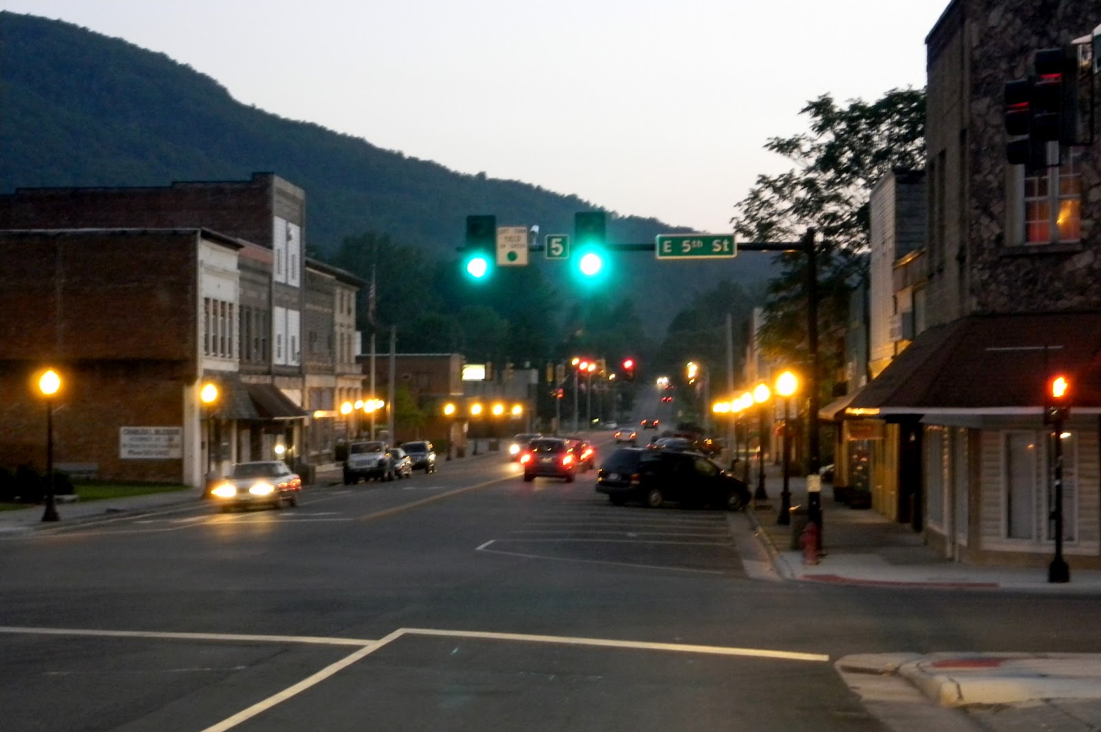Ramblings of Roamers Big Stone Gap, Virginia....or, "The Trail of the