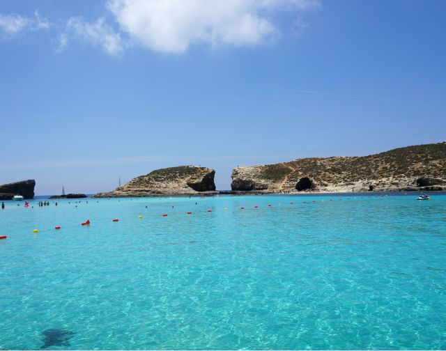 Malta - Blue Lagoon di Comino - Poracci In Viaggio malta-blue-lagoon-comino-poracci-in-viaggio