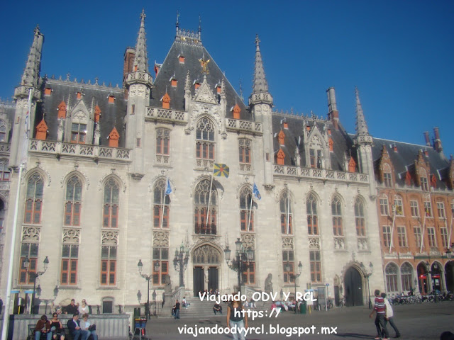 Que hacer, donde ir, que visitar en Brujas. Visitar Brujas en dos días. Que hacer en brujas. Palacio Provincial o Provincial Hof