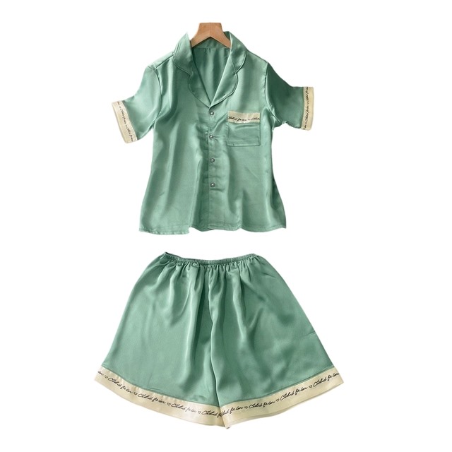 BỘ PIJAMA CHỮ KÝ TAY NGẮN QUẦN ĐÙI 14 sm 2022 06 29 10 11 52 0700 WcwferuORw