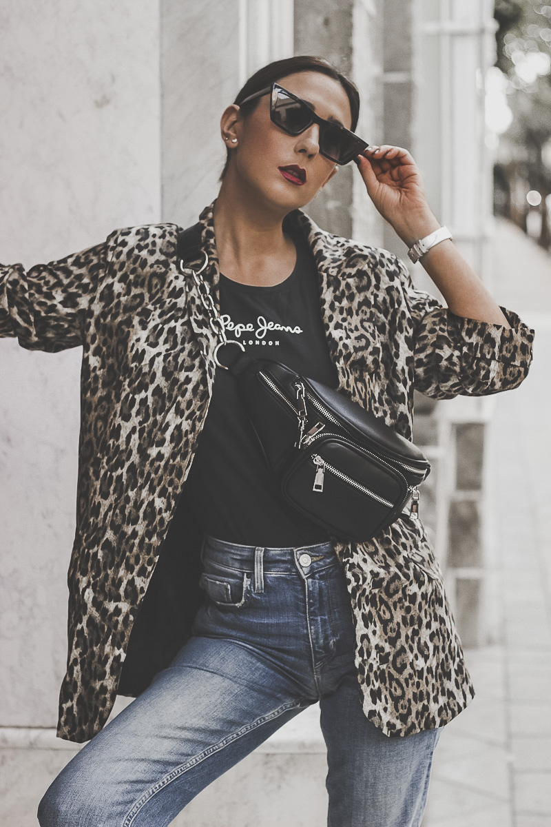 LEOPARD BLAZER