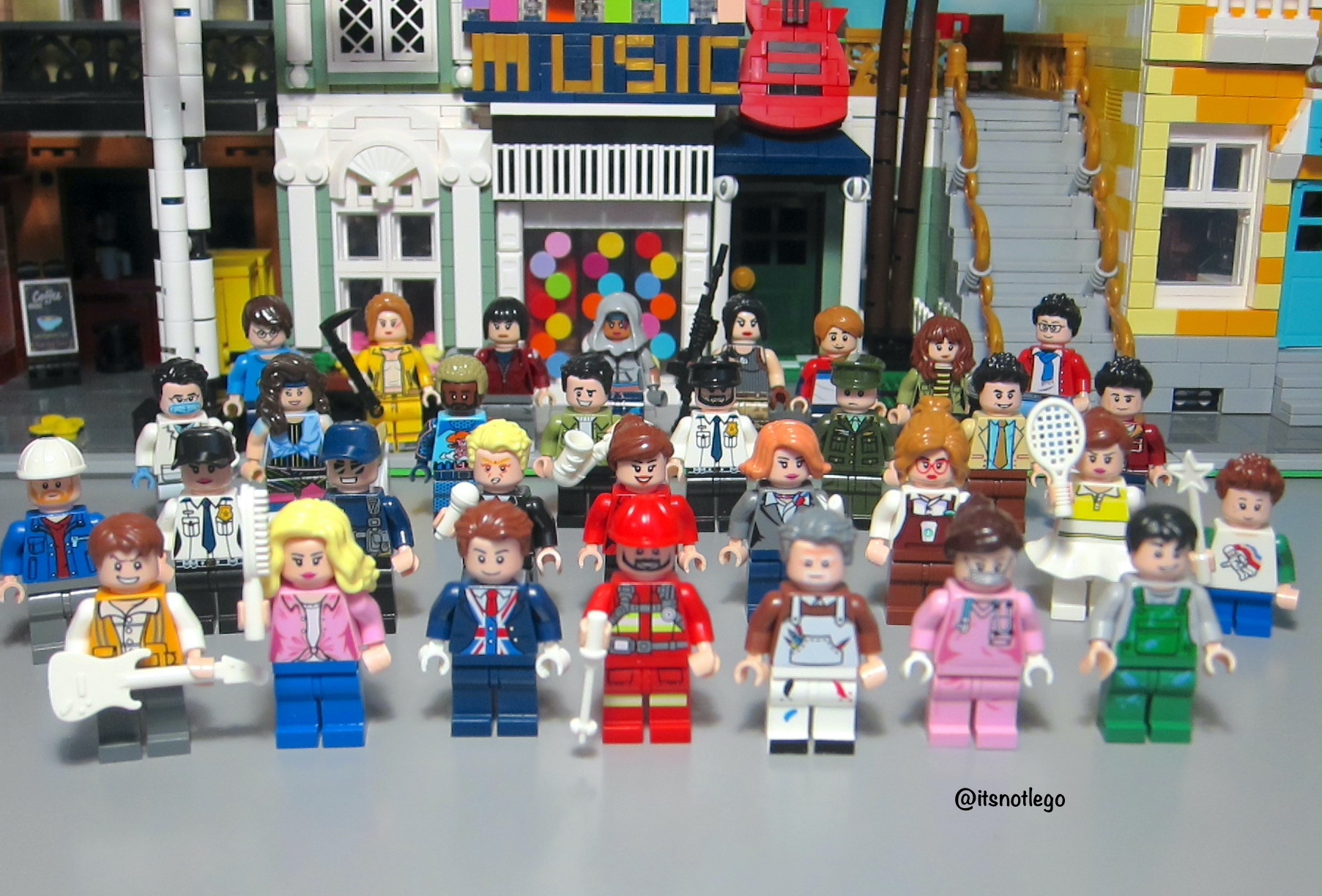 Resignation Trampe klasselærer Bricks And Figures: Here are all the not Lego minifigures I got in June  2021!