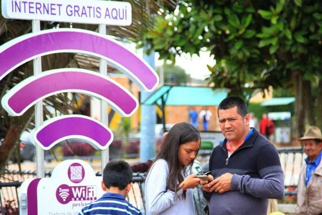 Con el fin de garantizar el trabajo académico en casa y priorizando a la población vulnerable, se crearán nueve zonas WIFI comunitarias