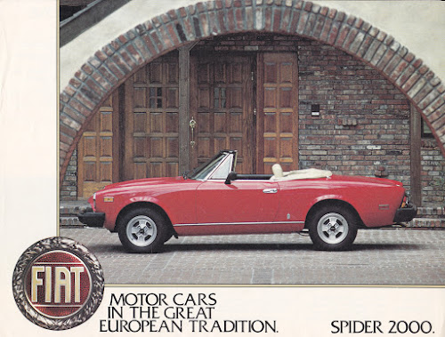 Fiat Spider 2000 w/ four-spoke alloys