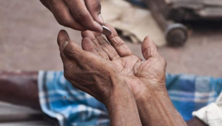 7 Keutamaan Sedekah Kembali Pada Orang yang Bersedekah - Informasi & News