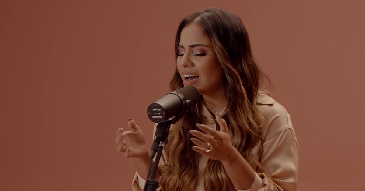 Gabriela Rocha lança medley entre os sucessos 
