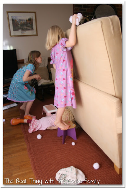 I love finding fun activities for the family. This idea of having a family snowball fight indoors looks like a blast for everyone! Shows how to DIY snowballs, too. 