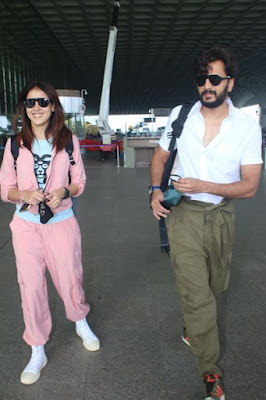 Lovely Couple Riteish Deshmukh and Genelia spotted at airport departure