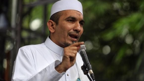 FPI: Penguasa Jadikan TKA Cina Anak Emas, Pekerja Pribumi Anak Tiri di Negeri Sendiri FPI: Penguasa Jadikan TKA Cina Anak Emas, Pekerja Pribumi Anak Tiri di Negeri Sendiri