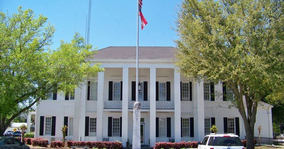 The Clinch County Courthouse in Homerville